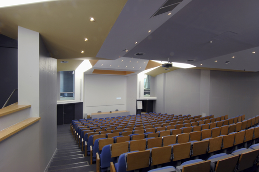 École nationale supérieure d'architecture Paris Val-de-Seine. Amphithéâtre.